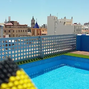 Homely Carreteria Con Piscina , Málaga España